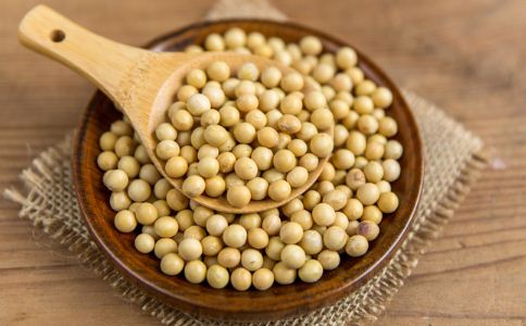 Treatment of soybean protein by ultra high pressure homogenization